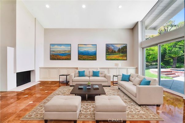 Fireplace, Interior, Living room, Recessed Lighting