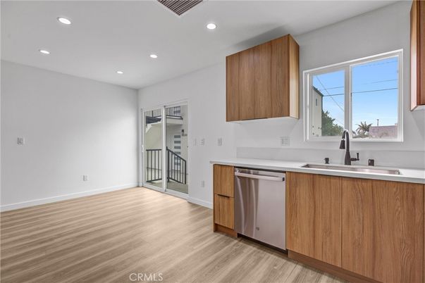 Interior, Kitchen, Recessed Lighting, Wood Texture Flooring