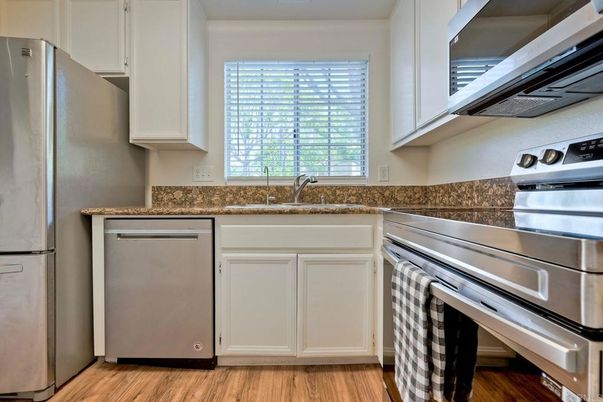 Interior, Kitchen, Stainless Steel Appliances, Wood Texture Flooring