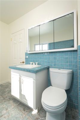 Bathroom, Interior, Tile Countertops