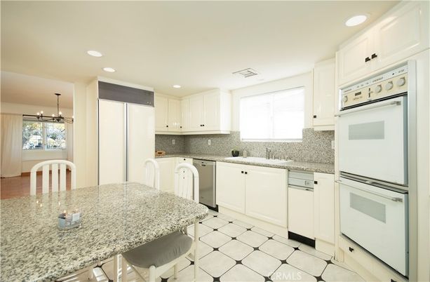 Interior, Kitchen, Pendant Lights, Recessed Lighting