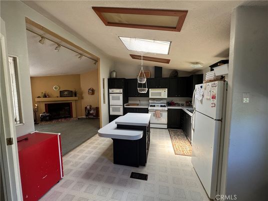 Fireplace, Interior, Kitchen, Pendant Lights