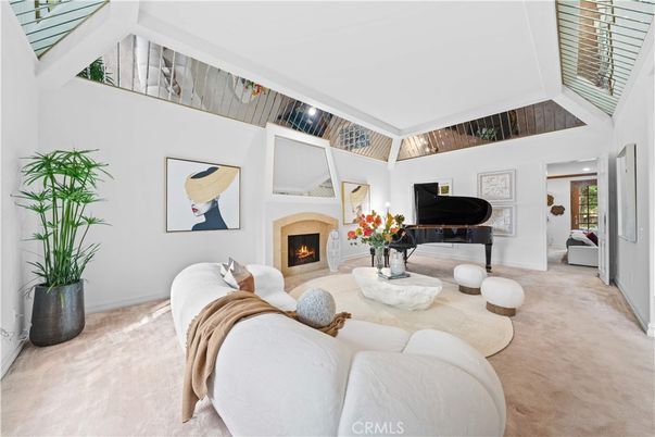 Fireplace, Interior, Living room, Piano