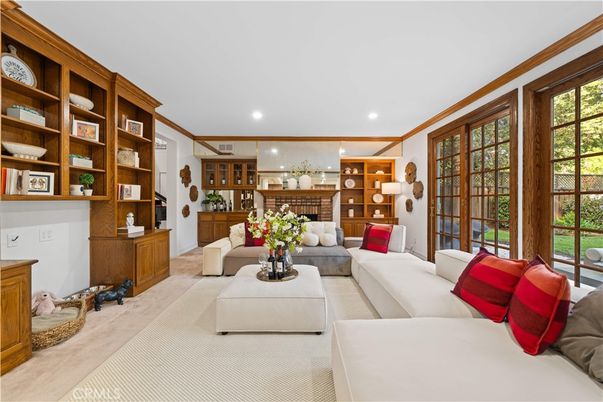 Fireplace, Interior, Living room, Recessed Lighting