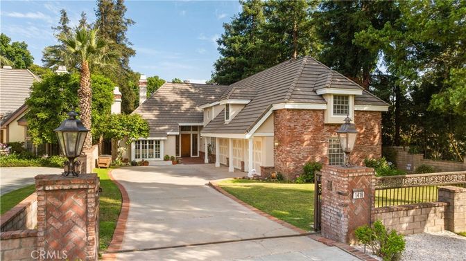 Exterior, Facade, Brick Facade, French Provincial