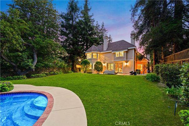Backyard, Exterior, Pool