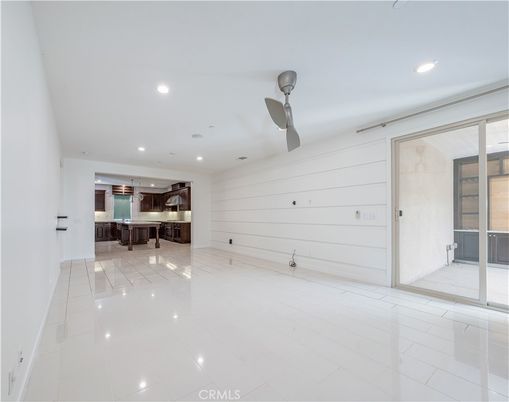 Empty room, Interior, Kitchen, Recessed Lighting