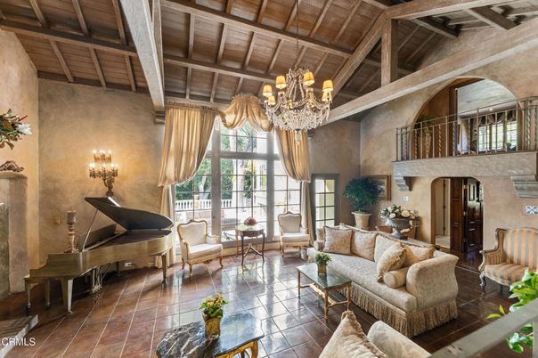 Chandelier, Interior, Living room, Piano, Wooden Beams, Wooden Ceilings