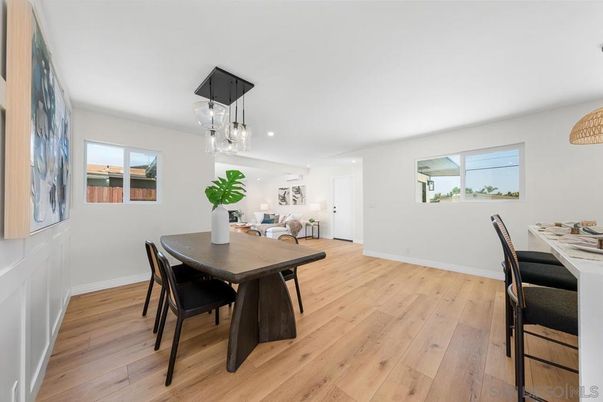 Dining room, Interior, Pendant Lights, Recessed Lighting, Wood Texture Flooring