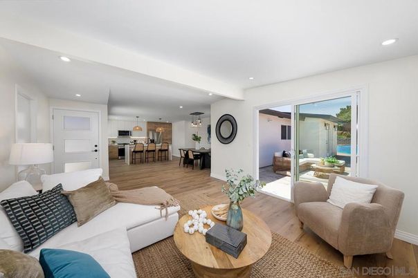 Dining room, Interior, Kitchen, Living room, Pendant Lights, Recessed Lighting, Stainless Steel Appliances, Wood Texture Flooring