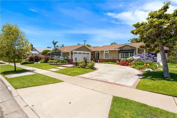 Attached, Backyard, Exterior, Facade, Ranch