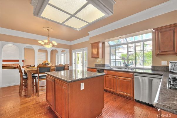 Chandelier, Dining room, Interior, Kitchen, Wood Texture Flooring