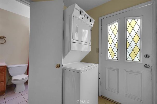 Bathroom, Interior, Utility Closets, Washer