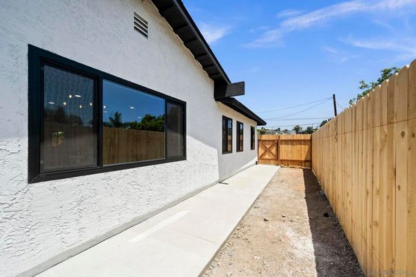 Backyard, Exterior