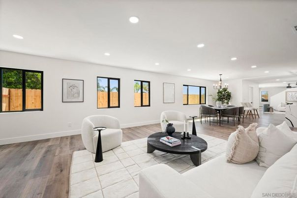 Chandelier, Dining room, Interior, Living room, Recessed Lighting, Wood Texture Flooring