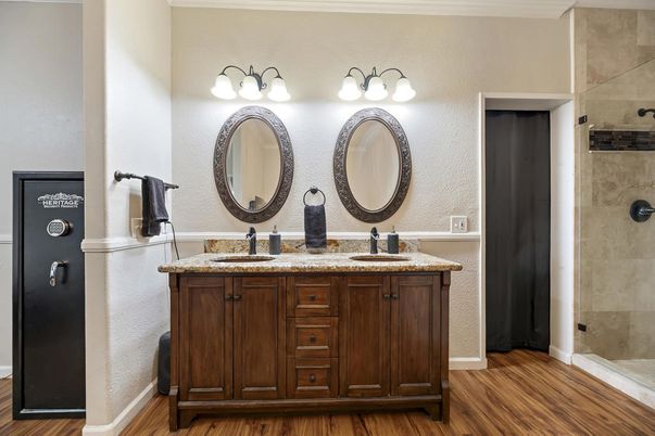 Bathroom, Dual Sink Vanities, Interior, Wood Texture Flooring