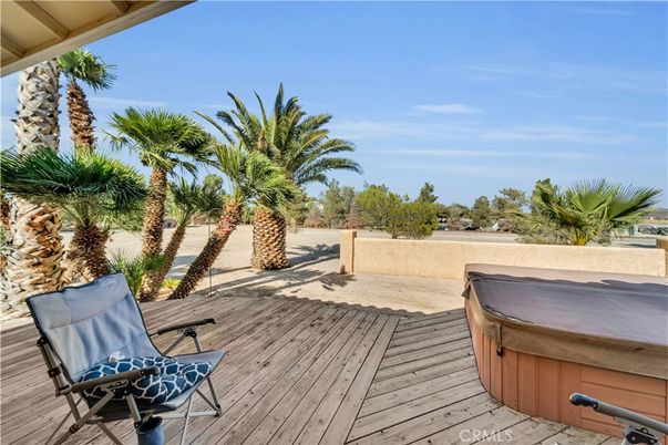 Exterior, Hot Tub