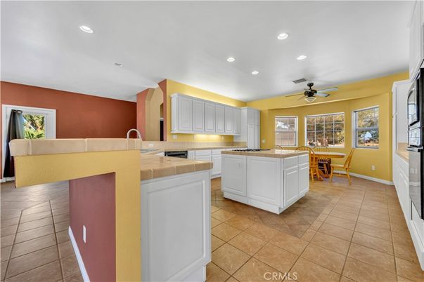 Dining room, Interior, Kitchen, Recessed Lighting, Tile Countertops