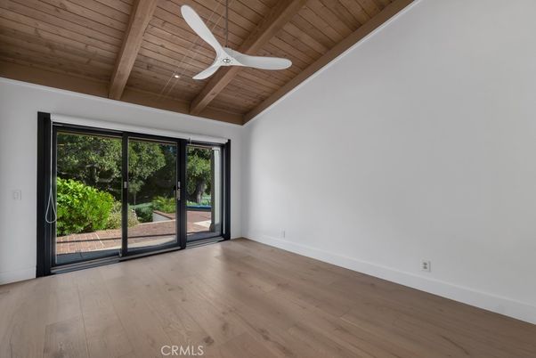 Empty room, Interior, Recessed Lighting, Wooden Beams, Wooden Ceilings, Wood Texture Flooring