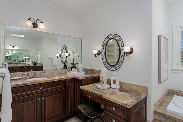 Bathroom, Dual Sink Vanities, Interior