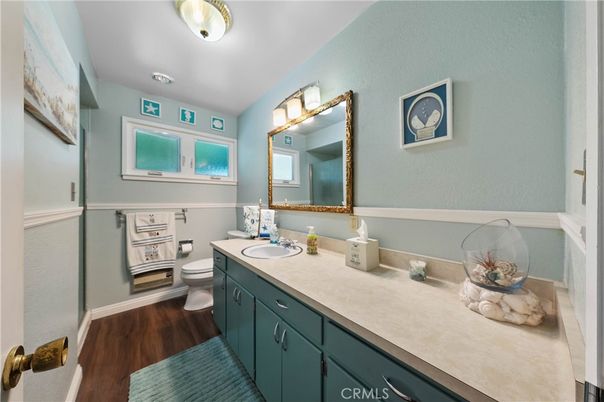 Bathroom, Dual Sink Vanities, Interior, Wood Texture Flooring