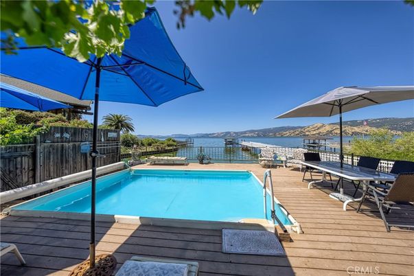 Exterior, Pool, Water