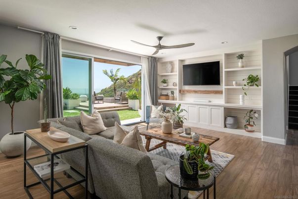 Interior, Living room, Recessed Lighting, Water, Wood Texture Flooring