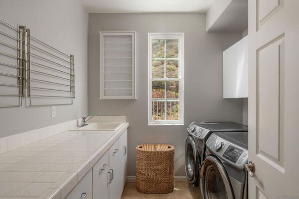 Interior, Washer