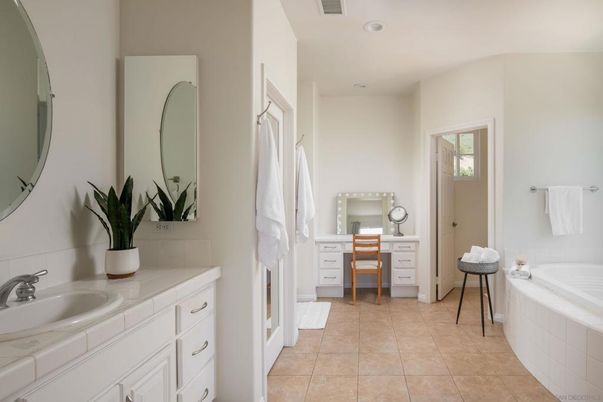 Bathroom, Interior, Recessed Lighting, Tile Countertops