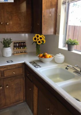 Interior, Kitchen, Tile Countertops