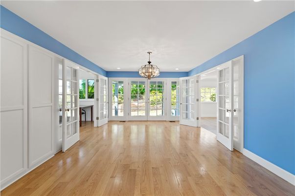 Chandelier, Empty room, Interior, Recessed Lighting, Wood Texture Flooring