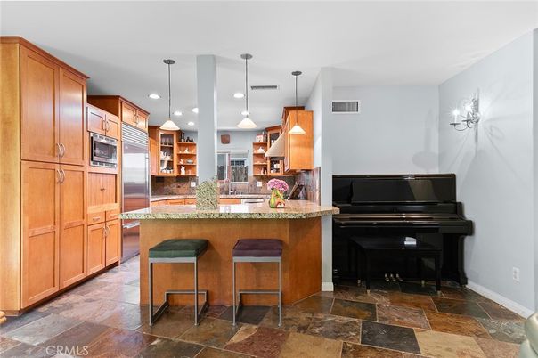 Interior, Kitchen, Pendant Lights, Piano, Recessed Lighting, Stainless Steel Appliances
