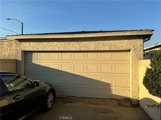 Detached Garage, Exterior