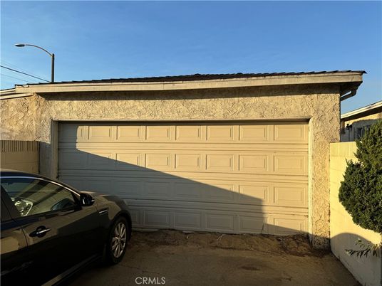 Detached Garage, Exterior