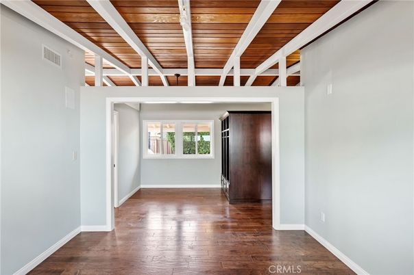 Empty room, Interior, Wooden Ceilings, Wood Texture Flooring