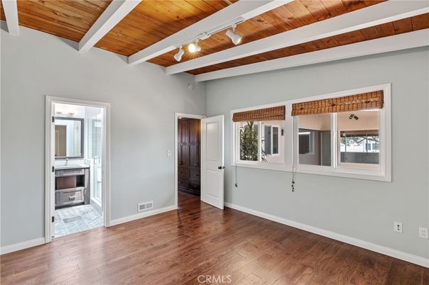 Empty room, Interior, Wooden Ceilings, Wood Texture Flooring