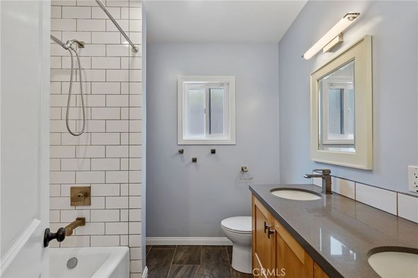 Bathroom, Dual Sink Vanities, Interior, Wood Texture Flooring