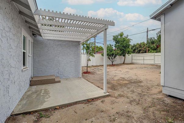 Backyard, Exterior