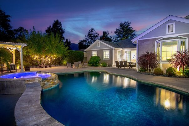 Exterior, Pool