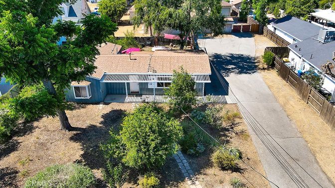 Exterior, Drone