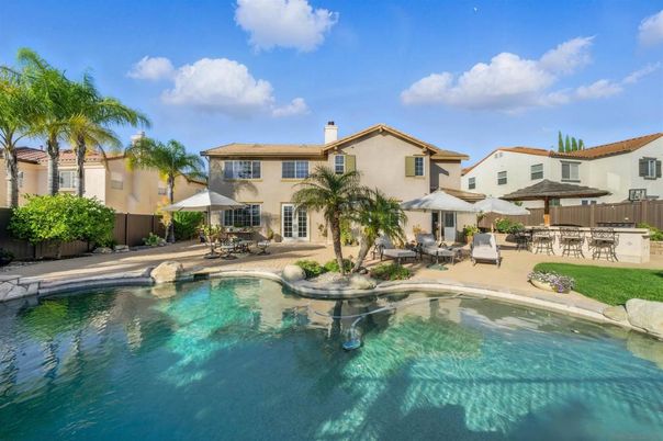 Exterior, Pool, Solar Panels