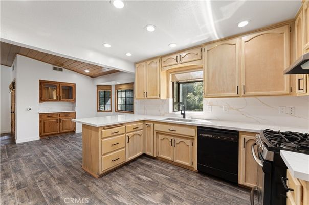 Interior, Kitchen, Recessed Lighting, Wooden Ceilings, Wood Texture Flooring