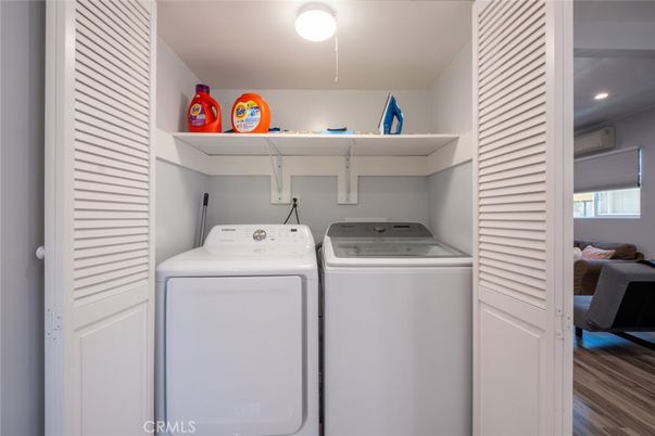 Interior, Recessed Lighting, Utility Closets, Washer, Wood Texture Flooring