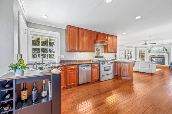 Fireplace, Interior, Kitchen, Recessed Lighting, Wood Texture Flooring