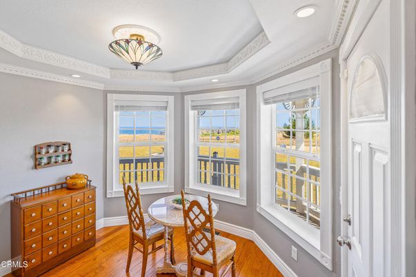 Dining room, Interior, Recessed Lighting, Wood Texture Flooring