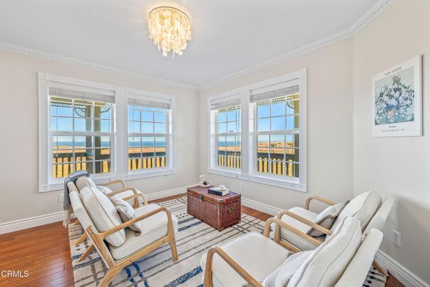 Chandelier, Interior, Living room, Wood Texture Flooring