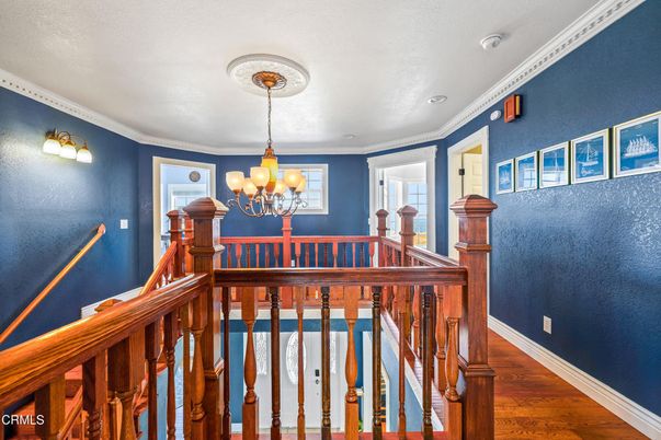 Chandelier, Interior, Wood Texture Flooring