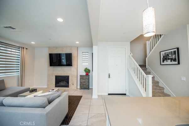 Fireplace, Interior, Living room, Recessed Lighting