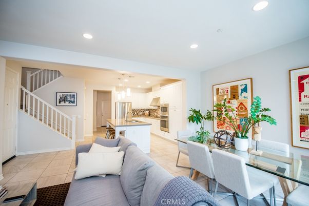 Dining room, Interior, Kitchen, Pendant Lights, Recessed Lighting, Stainless Steel Appliances