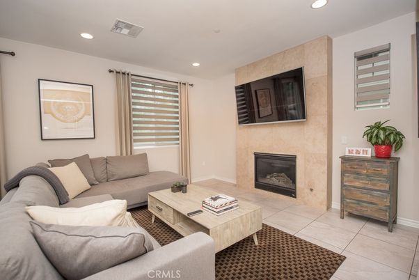Fireplace, Interior, Living room, Recessed Lighting